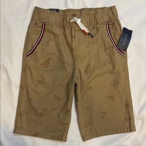 NWT Tommy Hilfiger Boyhood Skateboard Skater Print Khaki Chinos Shorts M 12/14